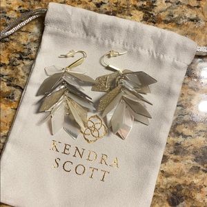 Kendra Scott Jewelry - Kendra Scott Jenni earrings Kendra Scott Jewelry - Kendra Scott Jenni earrings
